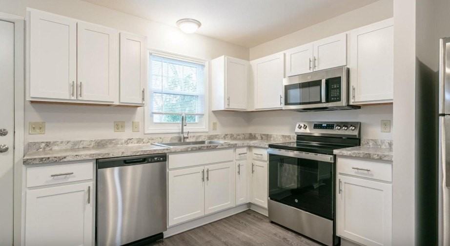 100 Graham Rd - Photo 3 of 10