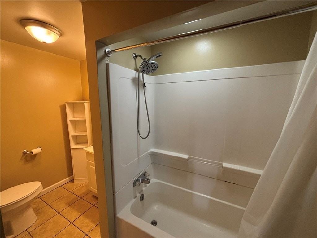 507 Welles St - Photo 4 of 8