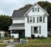 featured image of 955 Davis St