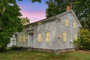 featured image of 3040 Agard Rd