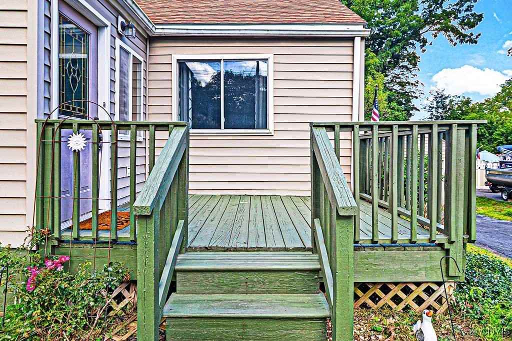 127 1/2 Oxford Rd - Photo 4 of 33