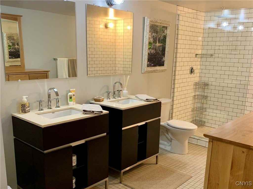 520 Seneca St Apt 304 #304 - Photo 5 of 24