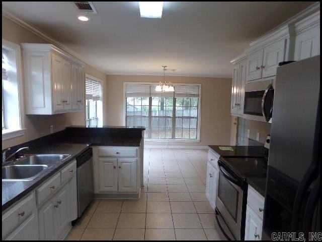 303 Hidden Meadows Dr - Photo 4 of 23