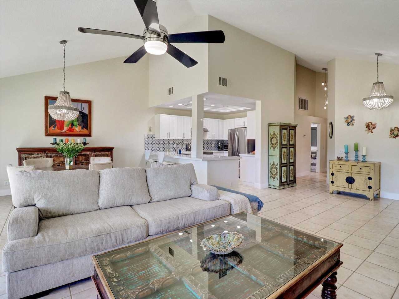 77897 Woodhaven Dr S - Photo 7 of 47