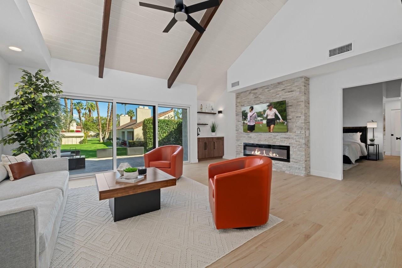 352 Forest Hills Dr - Photo 7 of 33