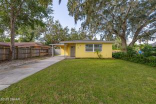 50 E Bayshore Dr - Photo 1 of 1