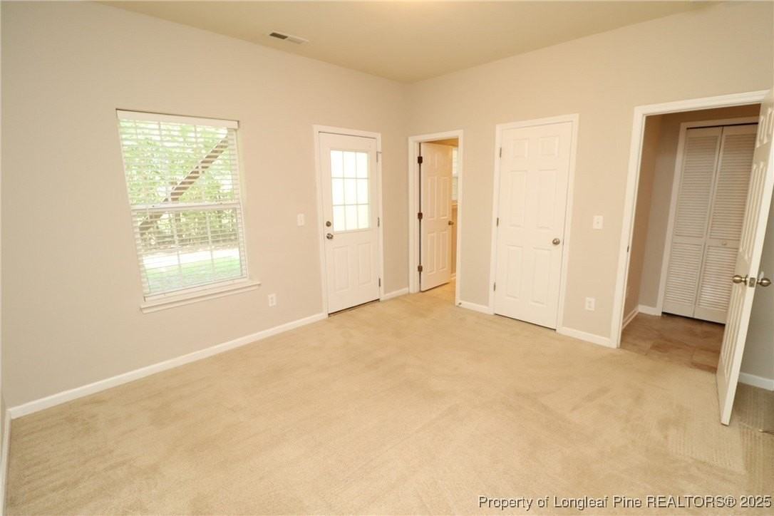 236 Linden Park Ln - Photo 7 of 40