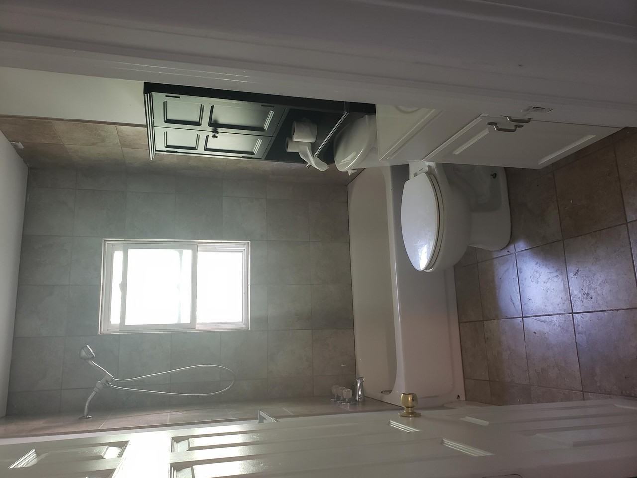 758 W Huron St - Photo 4 of 10