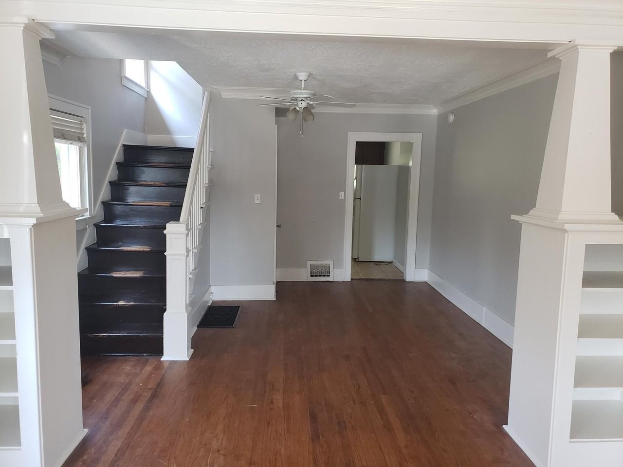 758 W Huron St - Photo 6 of 10