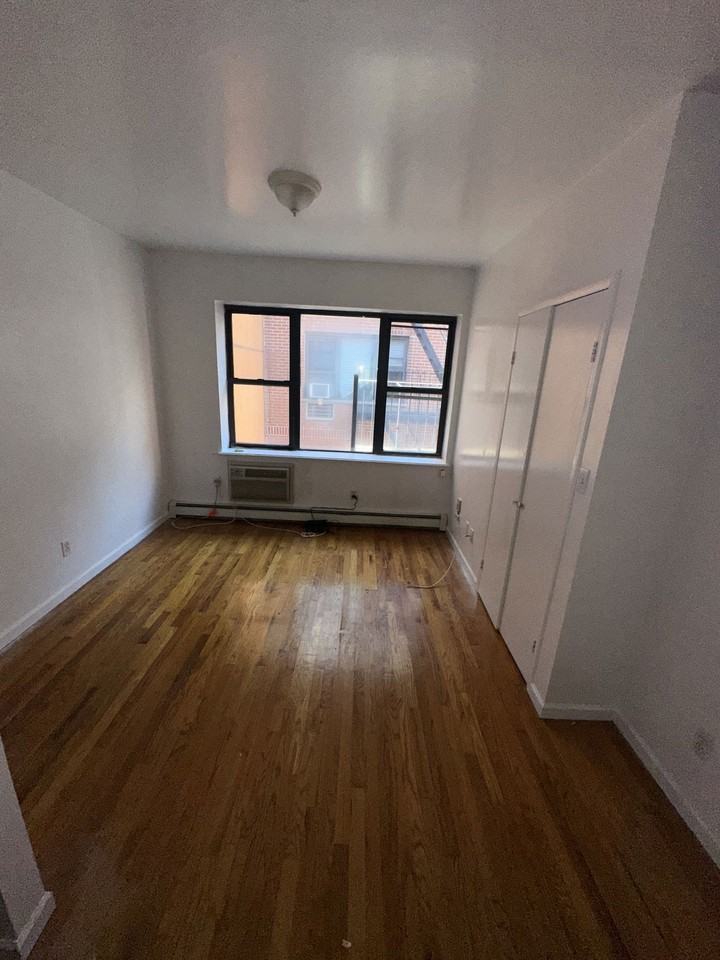 Orchard St #4F - Photo 4 of 8