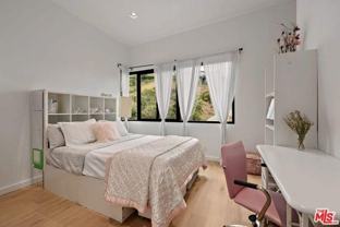 1406 1/2 N Kenter Ave - Photo 1 of 1