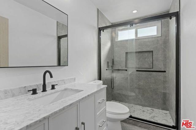 2449 North Beachwood Drive #9 - Photo 5 of 8