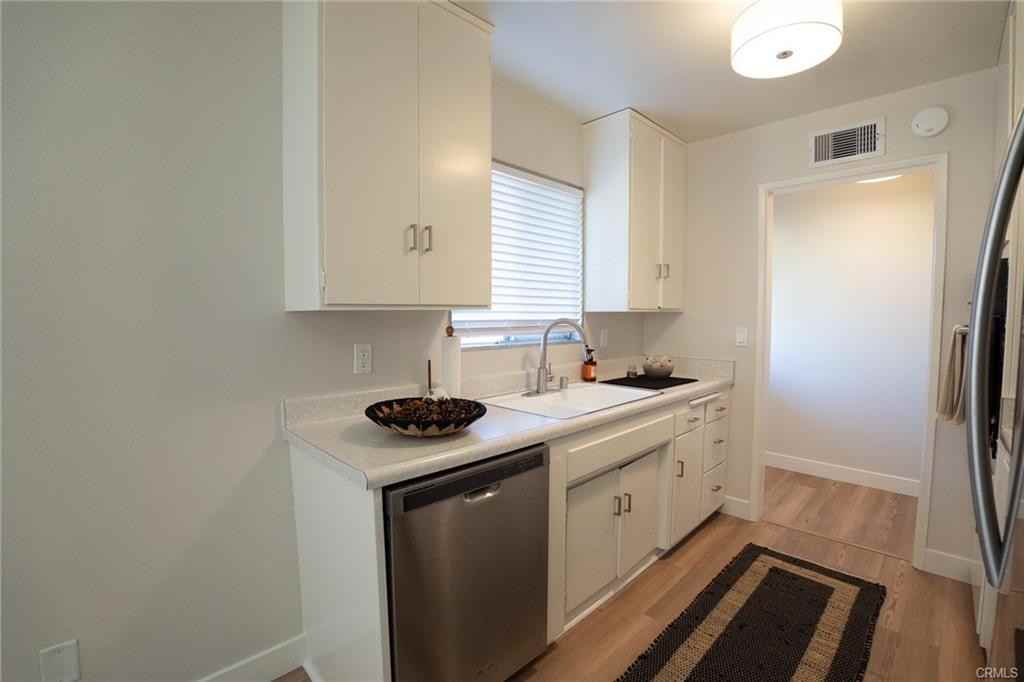 12819 Ottoman St - Photo 3 of 7