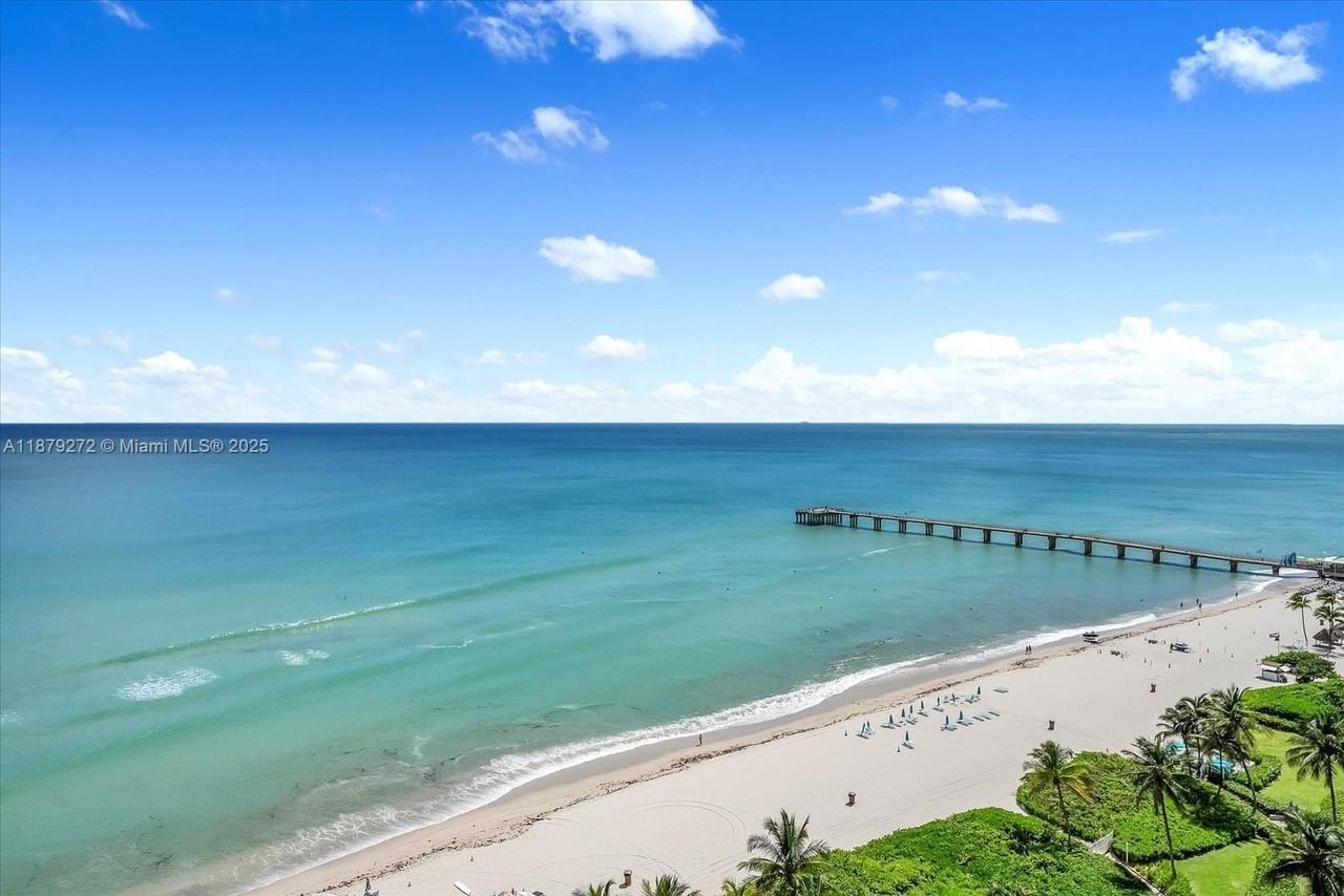 16901 Collins Ave #1403 - Photo 2 of 36