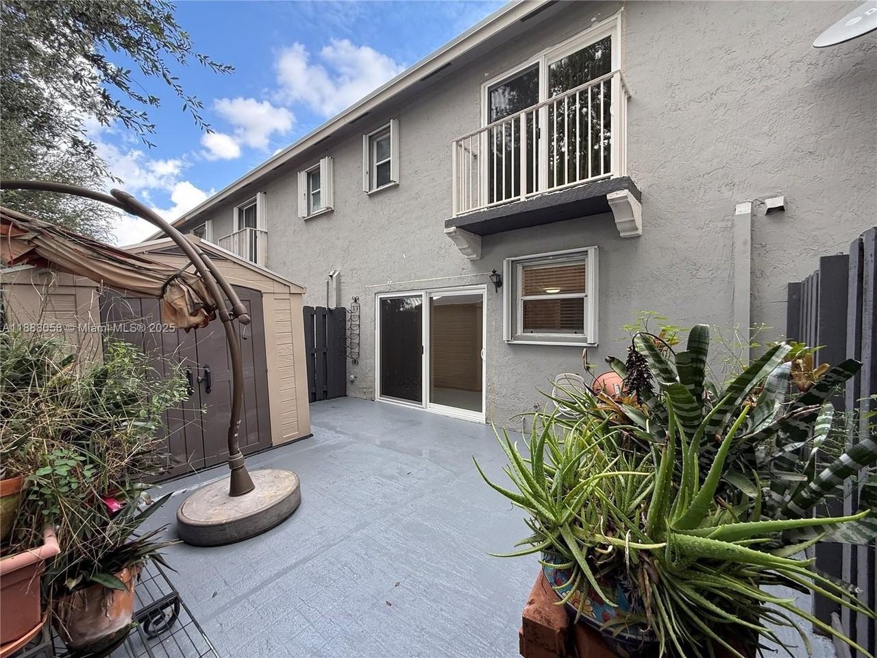 5225 Nw 112th Ave #2 - Photo 7 of 12