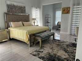 featured image of 5107 Genoa St #5107