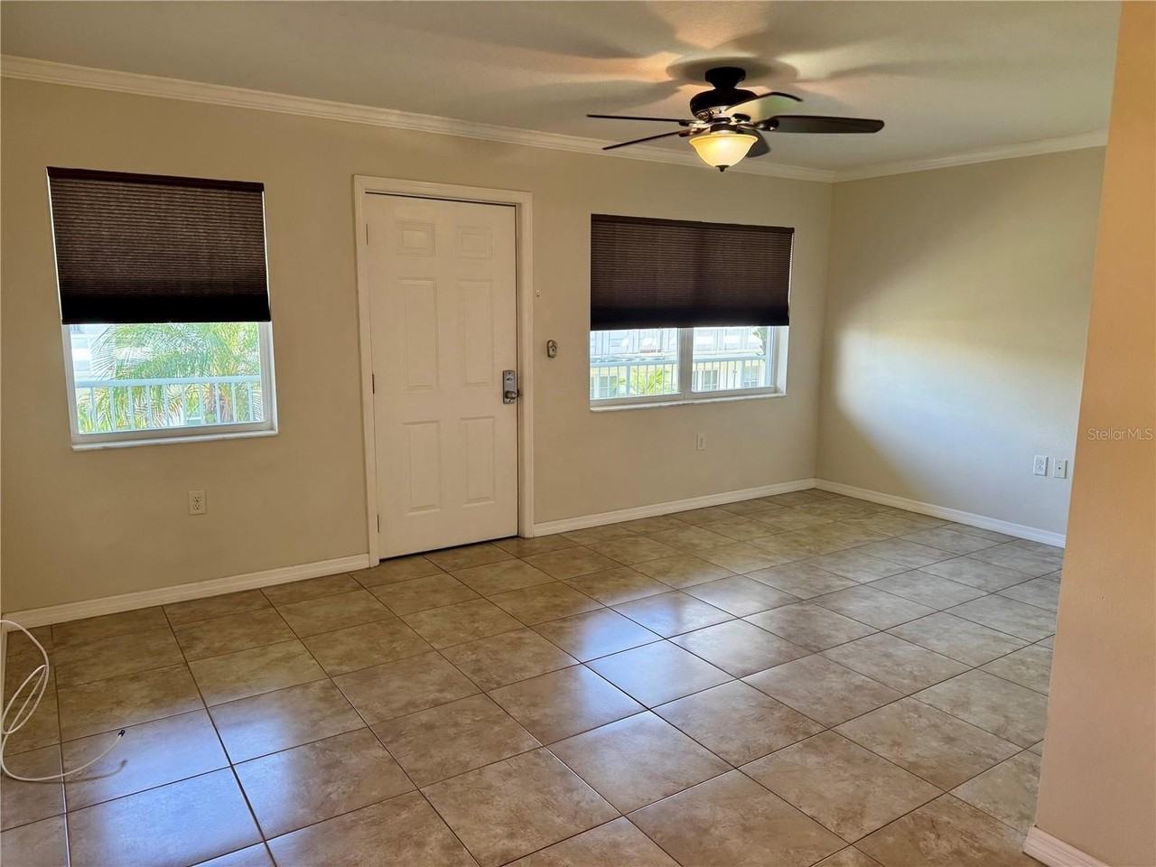 5855 18th Street North #11 - Photo 6 of 38