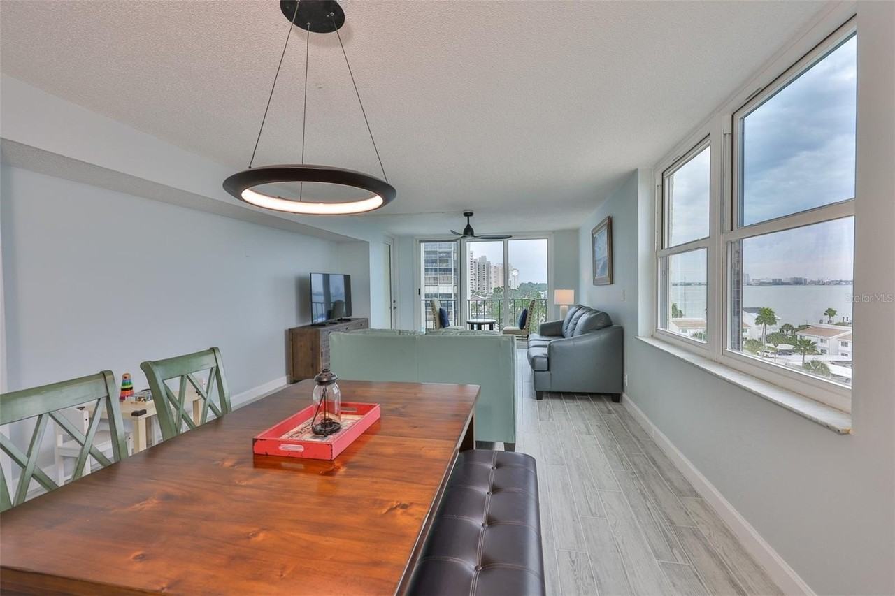 1400 Gulf Blvd #704 - Photo 7 of 39