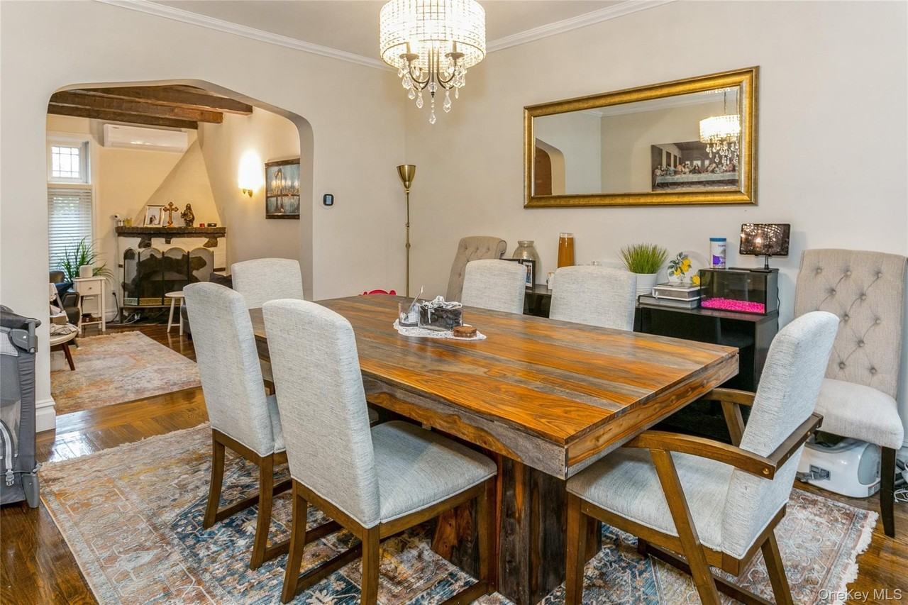 9515 242nd St - Photo 4 of 16