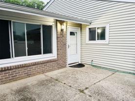 219 Springmeadow Dr #J - Photo 1 of 1