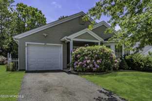 143 Pine Oak Blvd - Photo 1 of 1