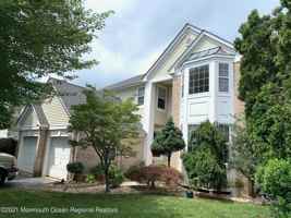 featured image of 12 Oxford Ky