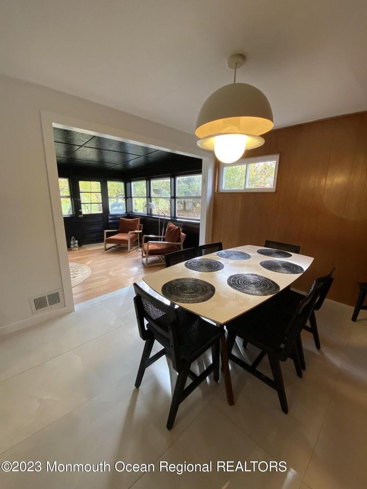 5 Carole Dr - Photo 5 of 17