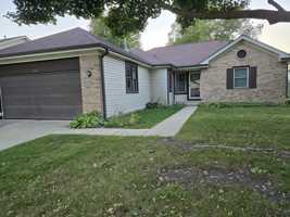 featured image of 525 Old Country Way