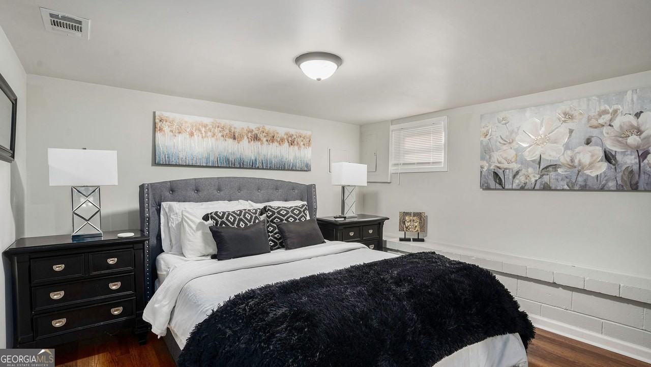 2969 Redwine Rd - Photo 5 of 22