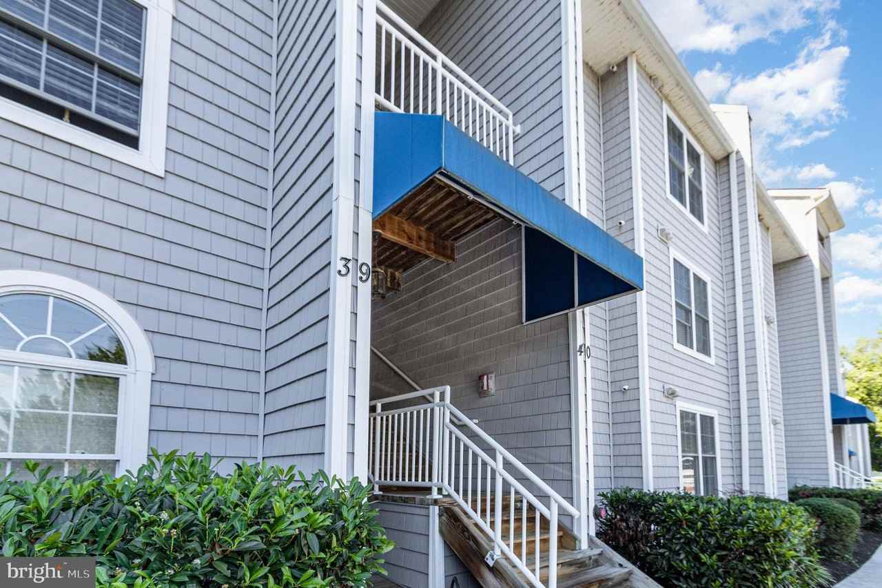 39 Owens Landing Court C Unit# 39C ##39c - Photo 2 of 46