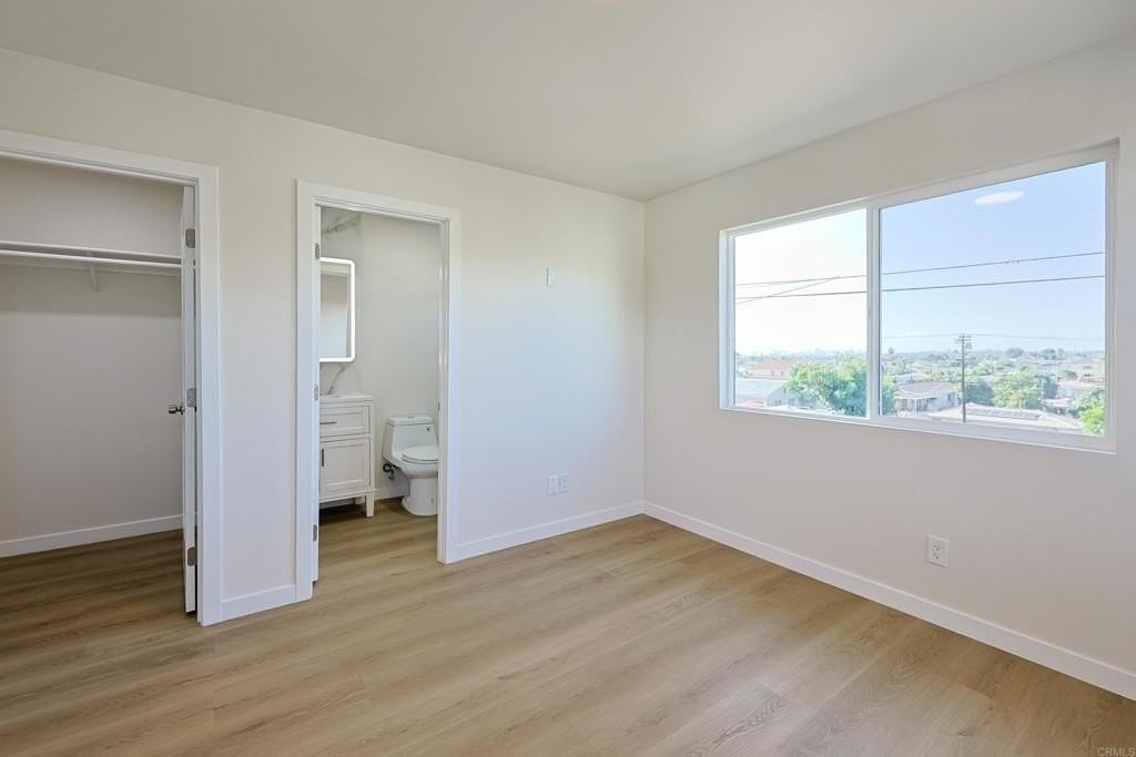 5740 Midwick St - Photo 5 of 20