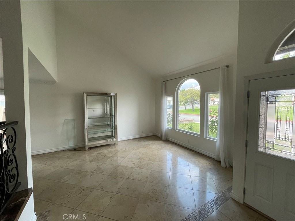 1330 Fuchsia Street - Photo 3 of 25