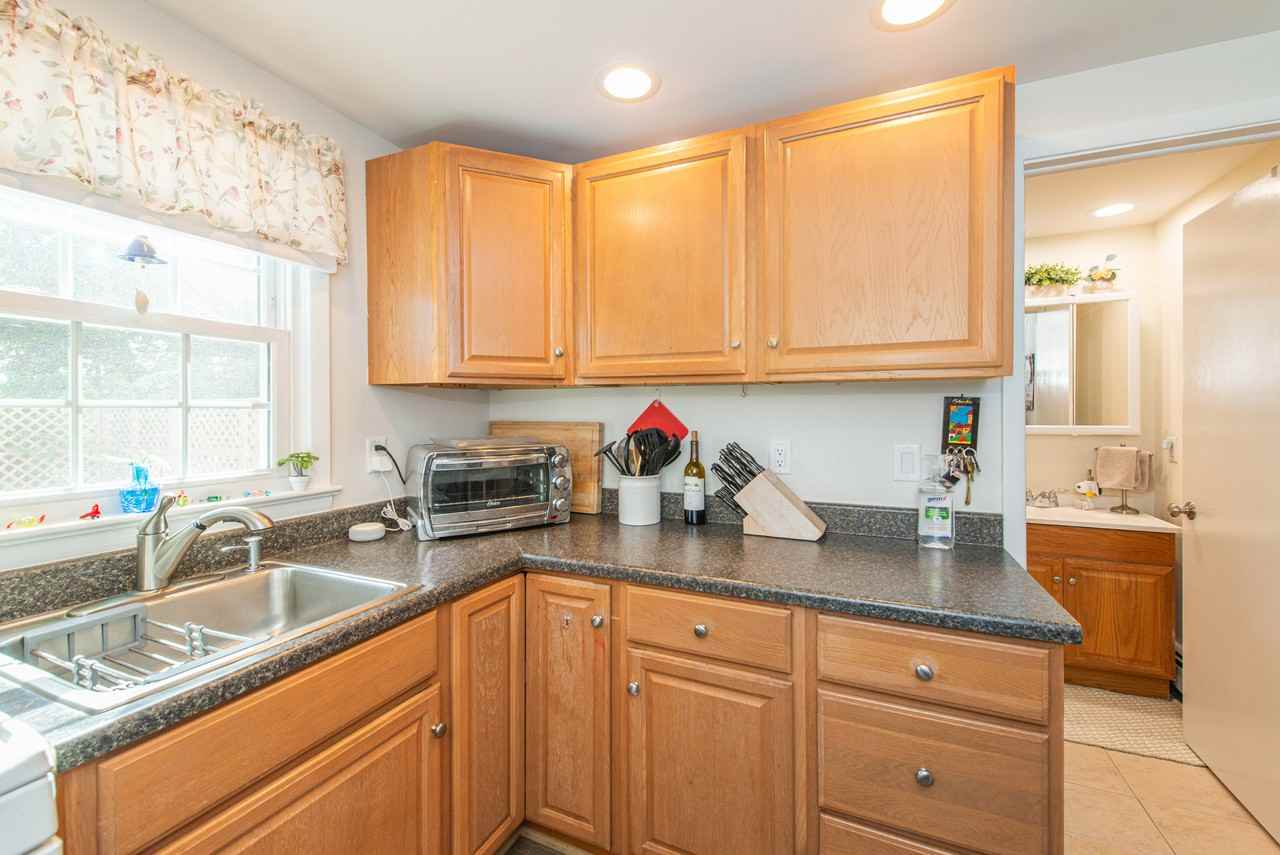 325 Liberty Street - Photo 7 of 19