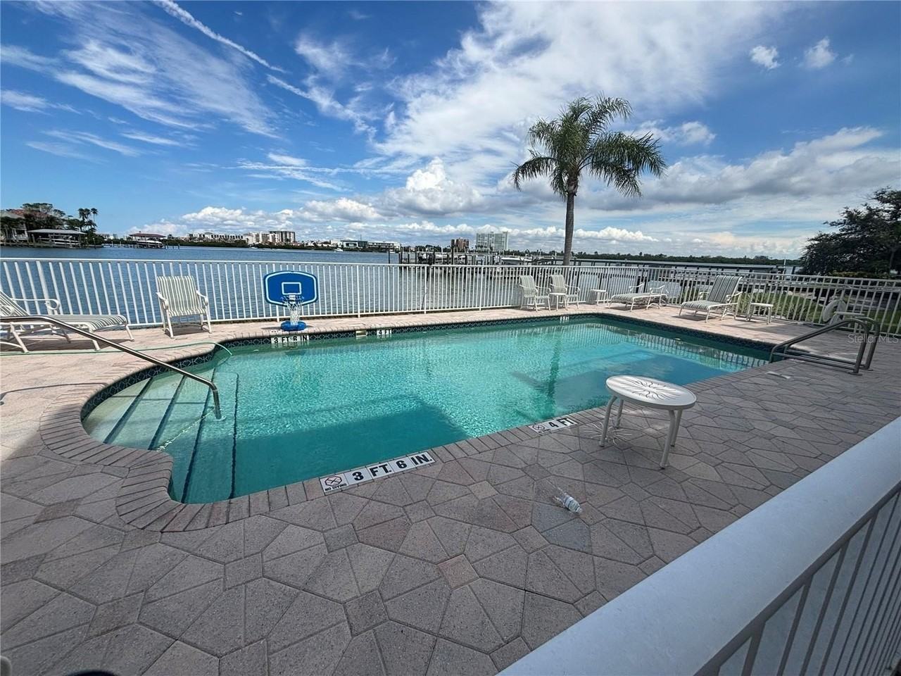 200 Brightwater Dr - Photo 6 of 31