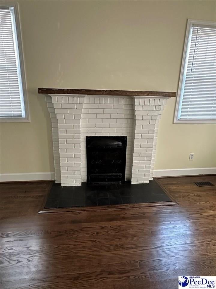 203 S Franklin Dr - Photo 5 of 10