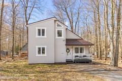 8948 Deerfield Rd - Photo 1 of 1