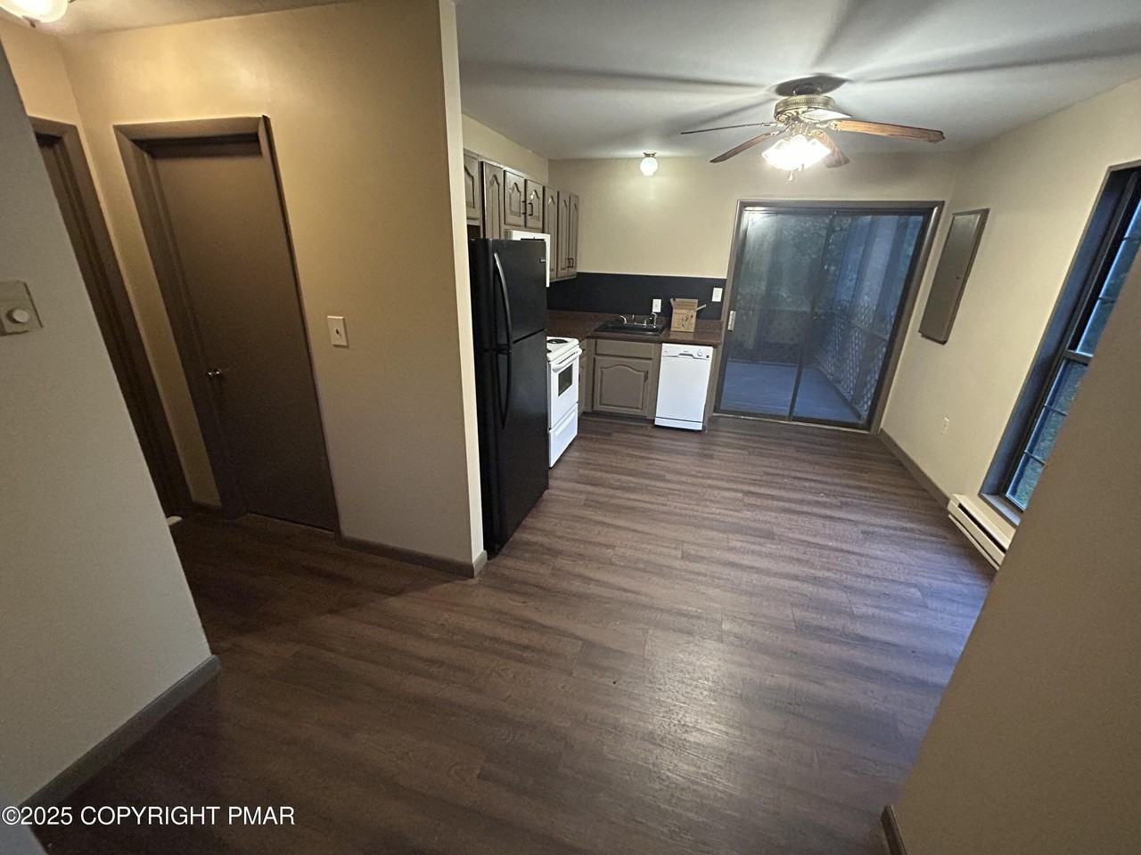 2455 Milford Rd - Photo 4 of 8