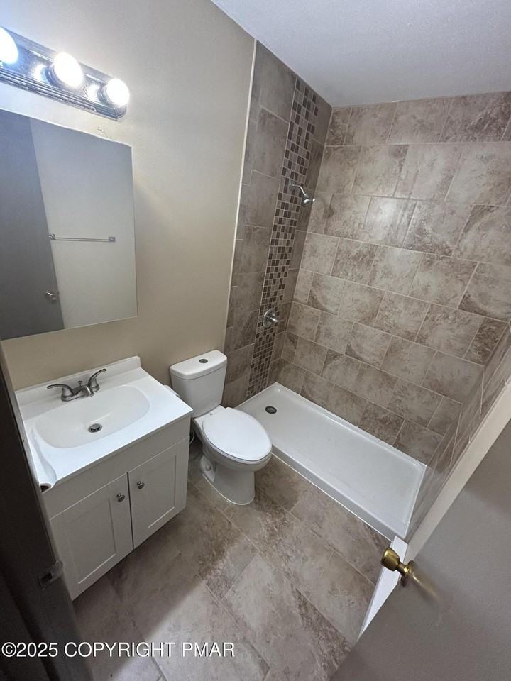 2455 Milford Rd - Photo 5 of 8