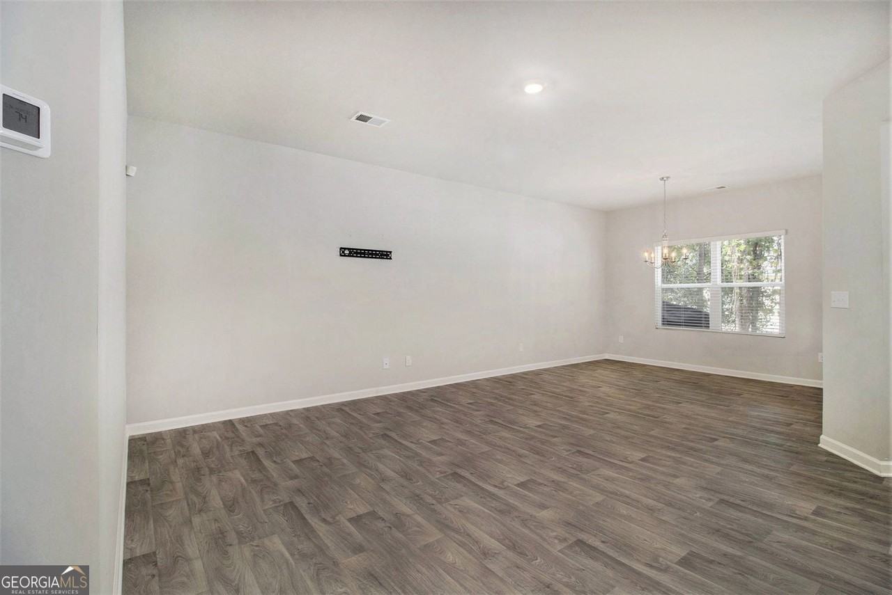 6884 Gallier St - Photo 6 of 31