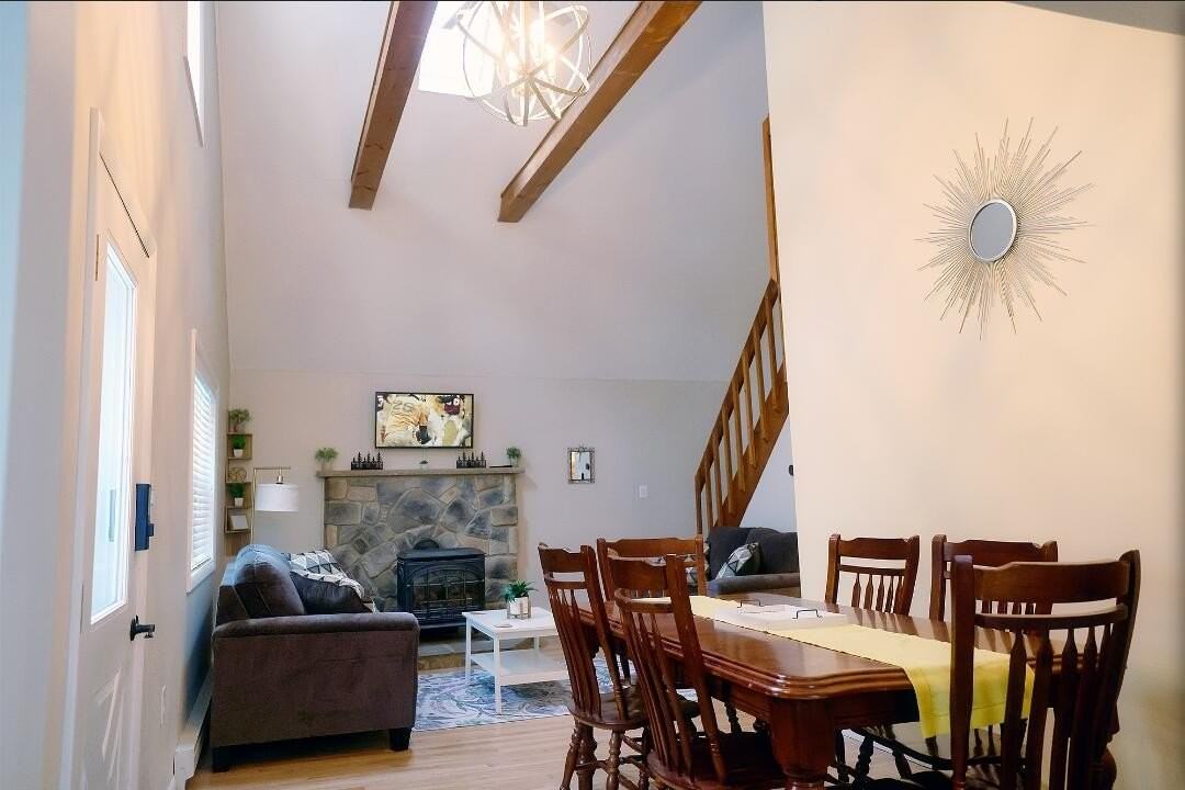 2117 Sheshequin Dr - Photo 2 of 22