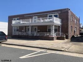 featured image of 7 S Avolyn Ave