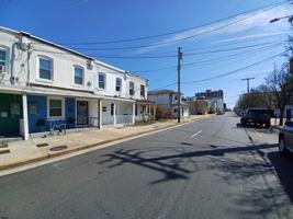 featured image of 429 N Tennessee Ave