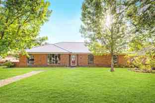 4 Lanshire Dr - Photo 1 of 1