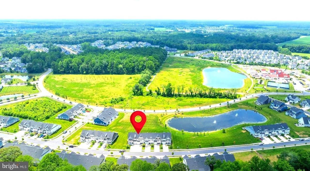 33789 Freeport Drive - Photo 3 of 50