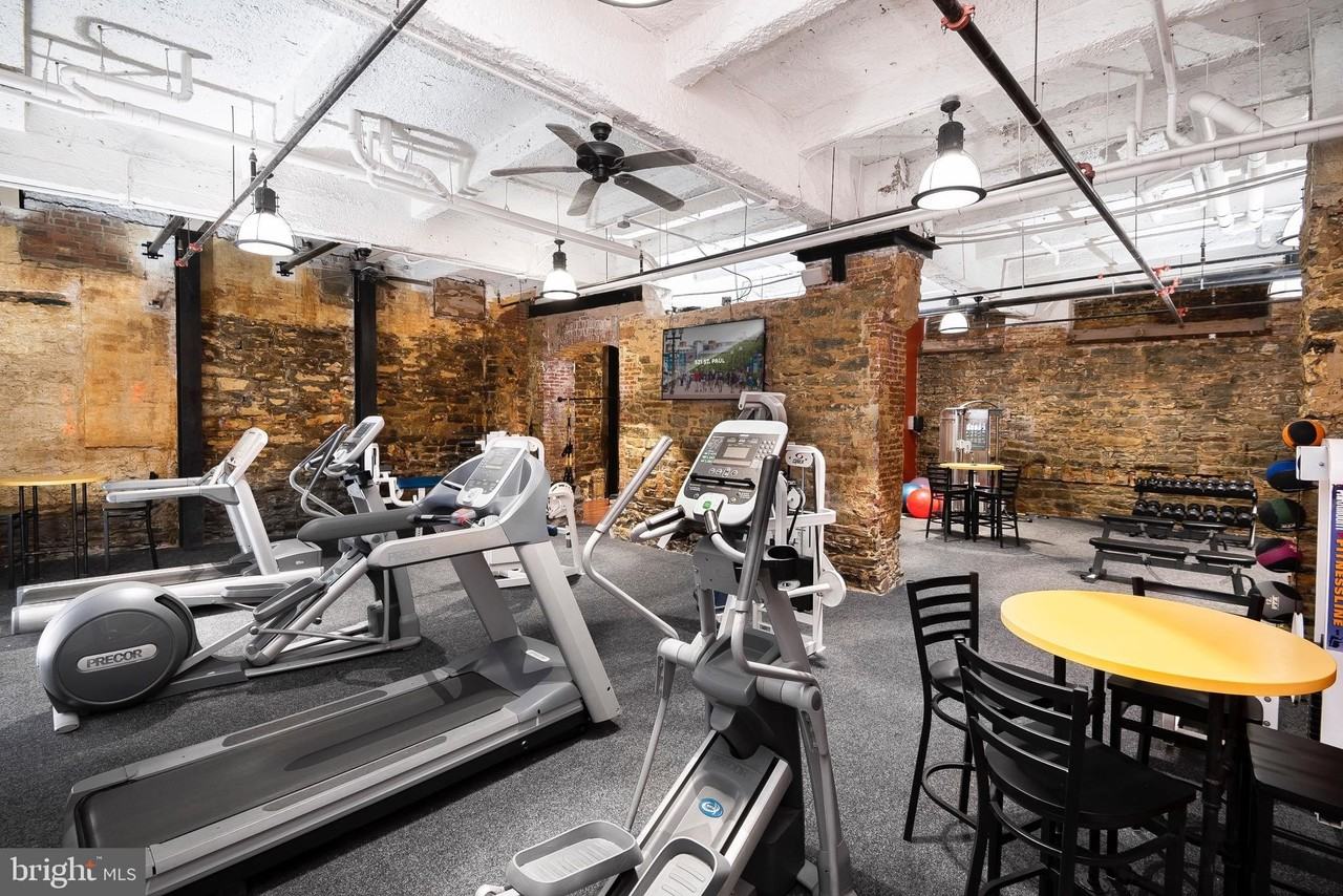 521 Saint Paul St Unit 1br - Photo 4 of 44