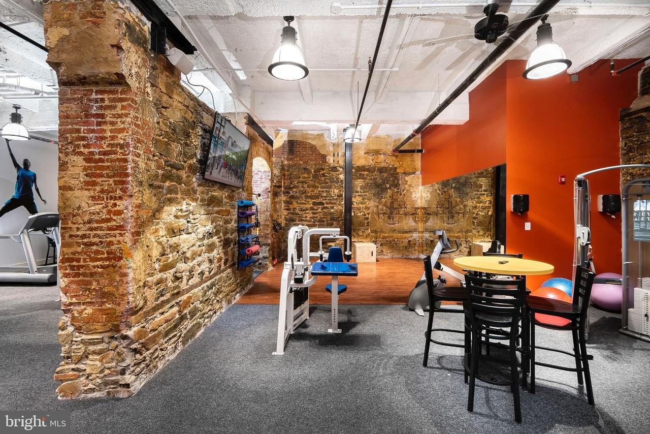 521 Saint Paul St Unit 1br - Photo 6 of 44