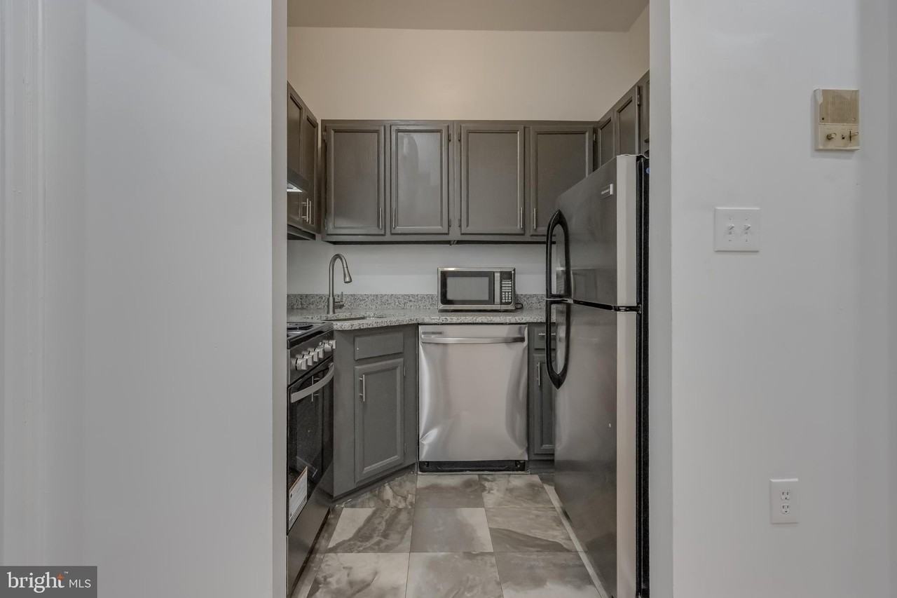 1113 N Calvert St Apt C #C - Photo 6 of 26