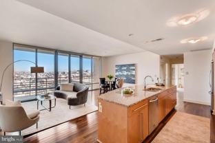 675 President St Unit 1806 #1806 - Photo 1 of 1