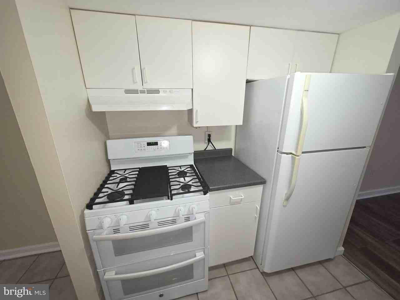 5407 Fallriver Row Court - Photo 7 of 36