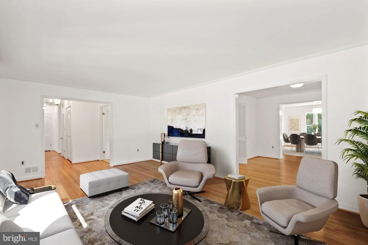 8803 Tuckerman Ln - Photo 3 of 21